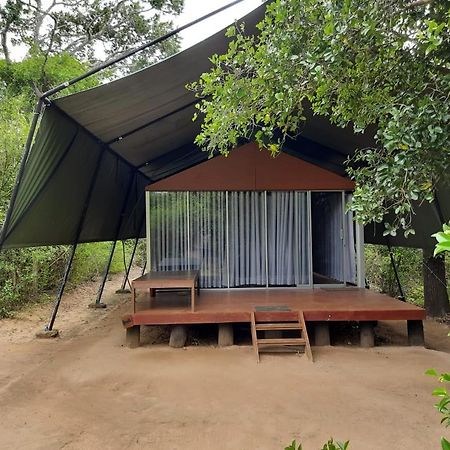 Yala Leopard Mobile Camp Hotel Exterior foto